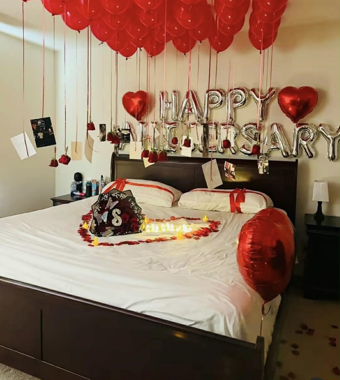 Anniversary red balloon ceiling